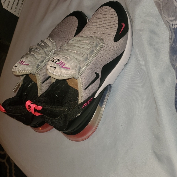 Nike Shoes - Nike Air Max 270 Be True Multicolor